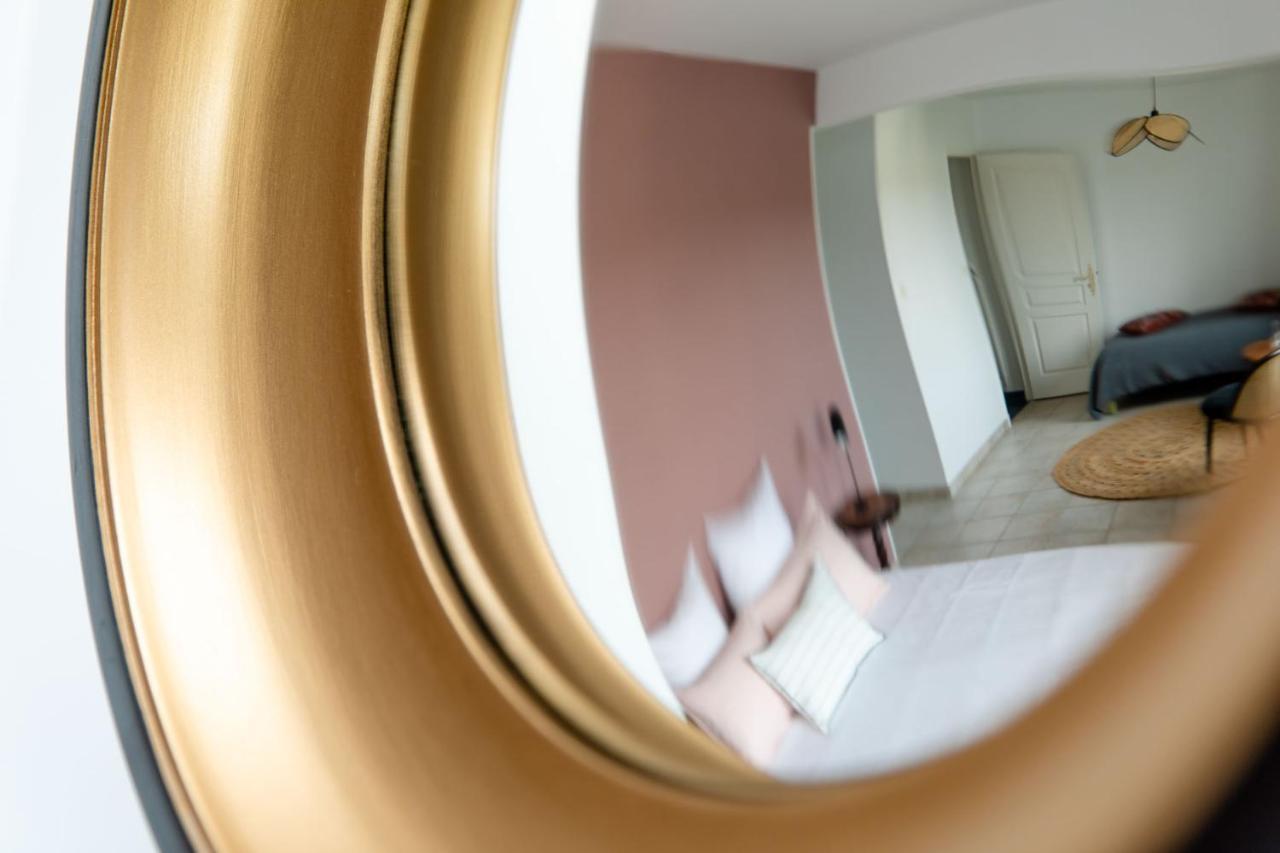 Le Moulin Du Port Bed & Breakfast แซ็งต์-จอร์จ-ซูร์-แชร์ ภายนอก รูปภาพ