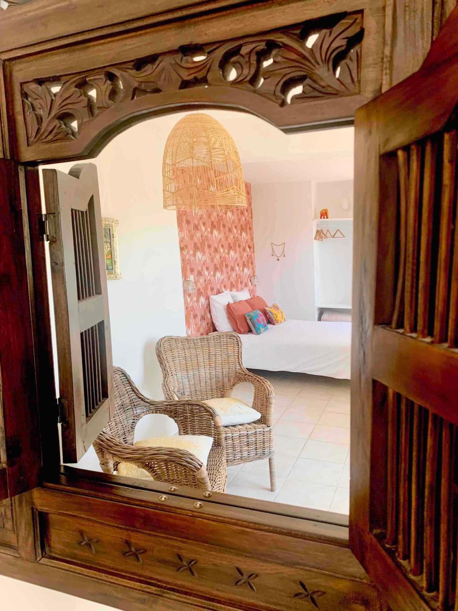 Le Moulin Du Port Bed & Breakfast แซ็งต์-จอร์จ-ซูร์-แชร์ ภายนอก รูปภาพ
