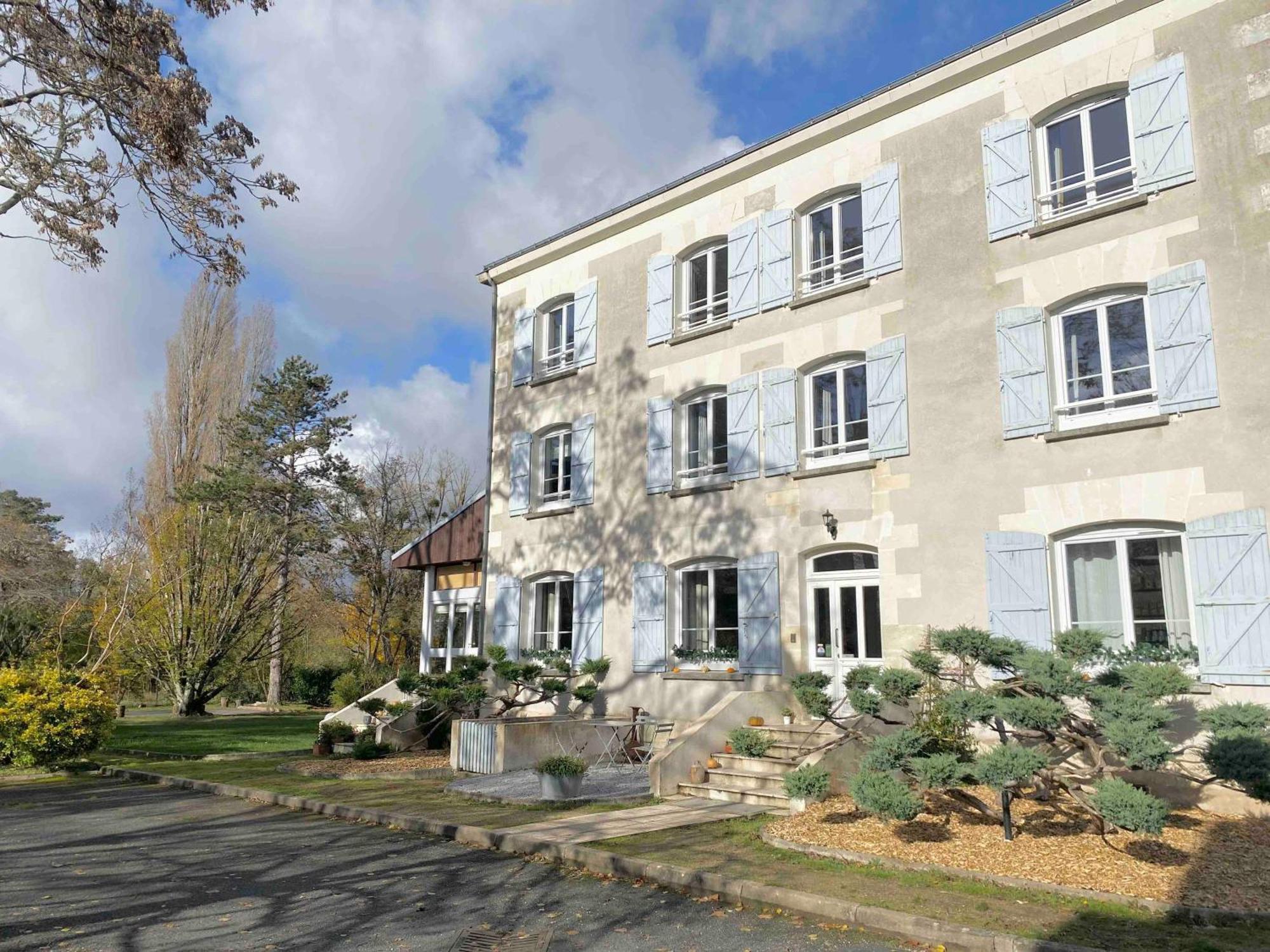 Le Moulin Du Port Bed & Breakfast แซ็งต์-จอร์จ-ซูร์-แชร์ ภายนอก รูปภาพ
